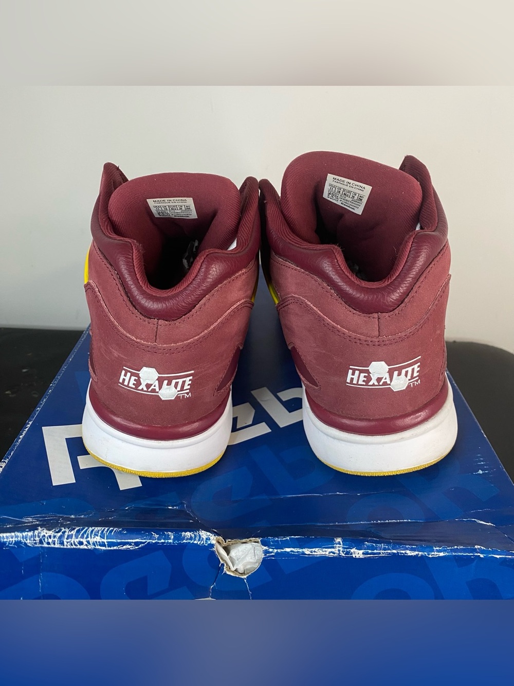 RARE Size 11 - Reebok Pump Omni Lite Burgundy Gold Yellow - Picture 8 of 10